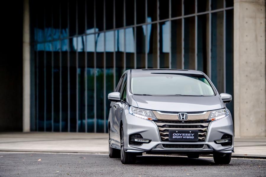  Honda Odyssey Sport Hybrid 2019 года  (фото 27 из 40)